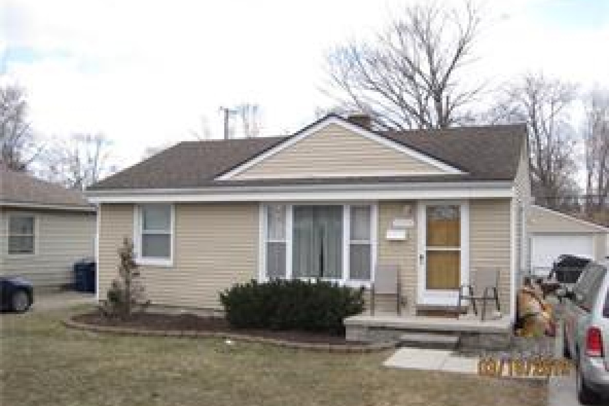 12847 NORBORNE,REDFORD TWP,WAYNE,48239,2 Bedrooms Bedrooms,1 BathroomBathrooms,Single Family Home,NORBORNE,1077