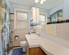 4 Bedrooms Bedrooms,Single Family Home,1094